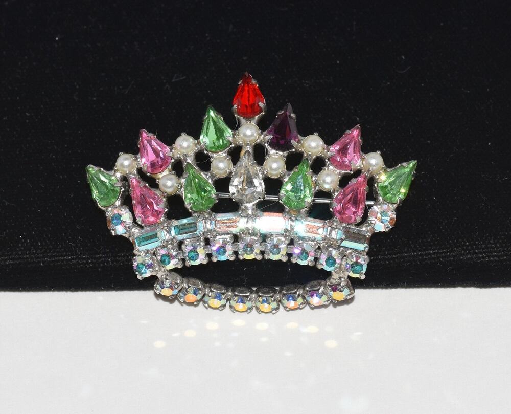 Vintage B. David Aurora Borealis, Peridot, Ruby Rhinestone Crown Brooch Signed